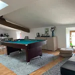 Grand Loft Avec Billard Et Netflix Daire