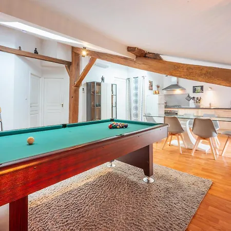 Grand Loft Avec Billard Netflix Et Climatisation Socourt