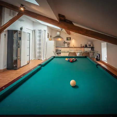 Grand Loft Avec Billard Netflix Et Climatisation *