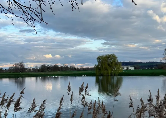 Apartmán Grand Loft Avec Billard Et Netflix Socourt